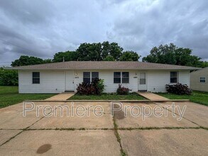 Building Photo - 18871 E Wigwam Dr