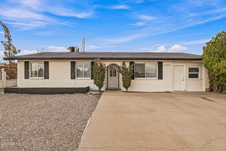 Building Photo - 11524 Meadowbrook Dr