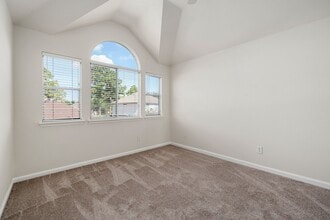 Building Photo - 11810 Hueco Tanks Dr