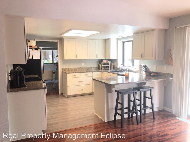 Foto del edificio - 3 br, 2 bath House - 415 164th PL SE