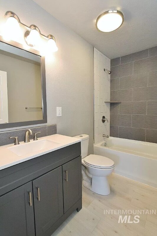 Foto del edificio - 1001 N Shamrock Ave