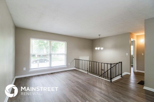 Building Photo - 2767 Bardwell Rd