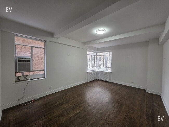Foto del edificio - 20 Fifth Ave-3E