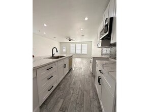 Building Photo - 7710 Darnay Dr