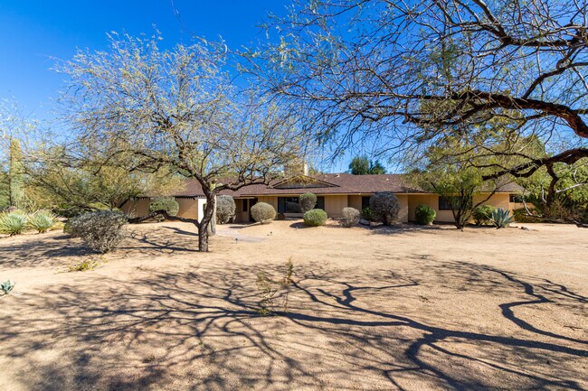 Foto del edificio - 6225 N Mockingbird Ln