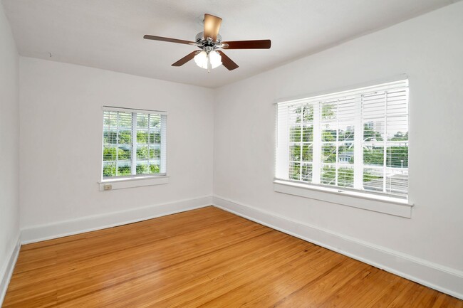 Interior Photo - Montrose and Montclair