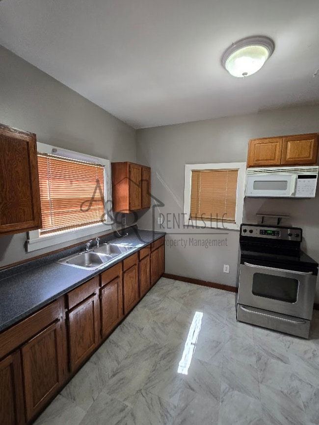 Foto del edificio - 103 E 17th St