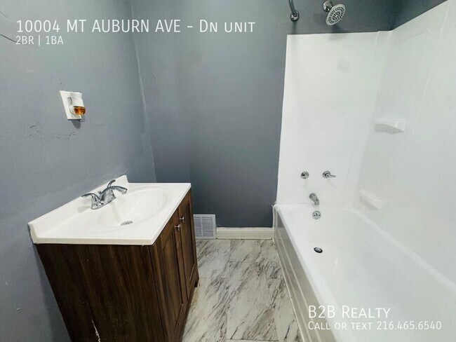 Building Photo - 10004 Mt Auburn Ave