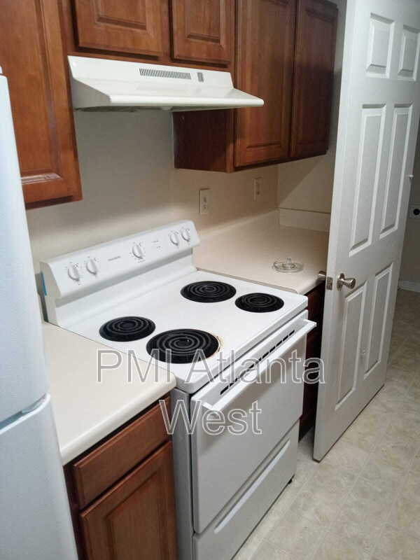 Building Photo - 16303 Waldrop Cove