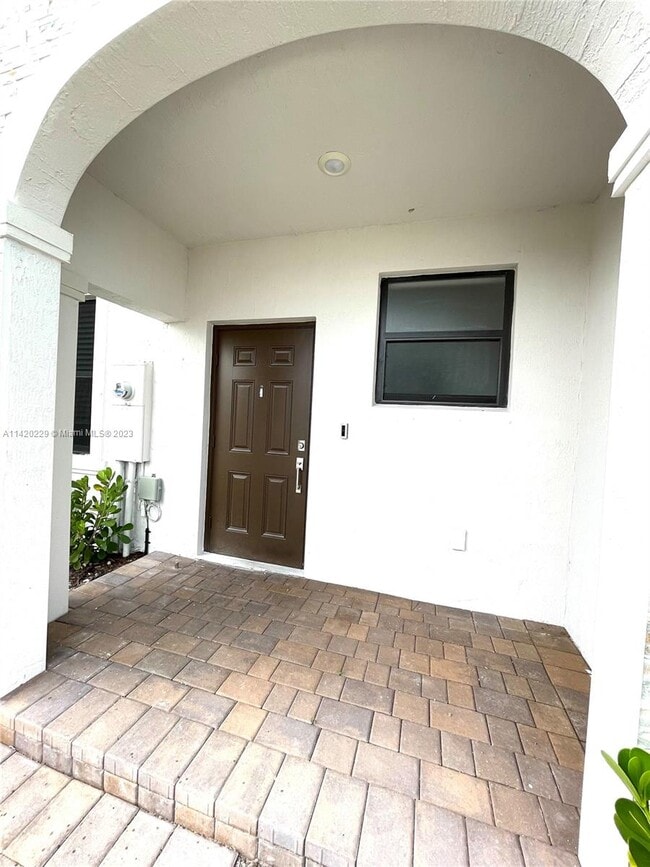 22925 SW 99th Ave, Cutler Bay, FL 33190 Townhouse for Rent in Cutler