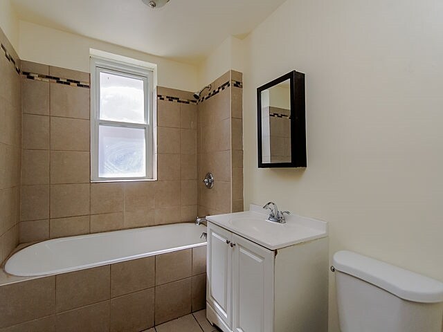 Building Photo - 6549 S Harvard Ave