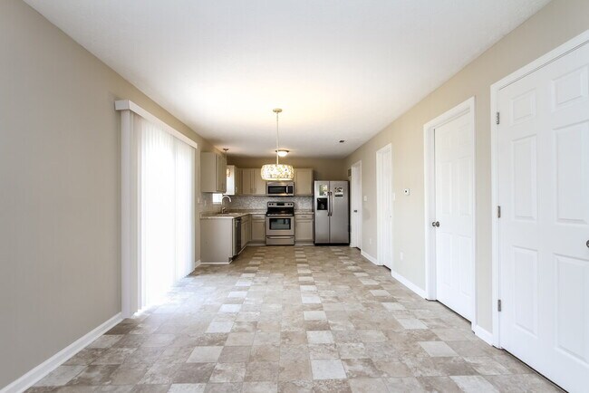 Foto del edificio - 1255 Spring Ridge Cir
