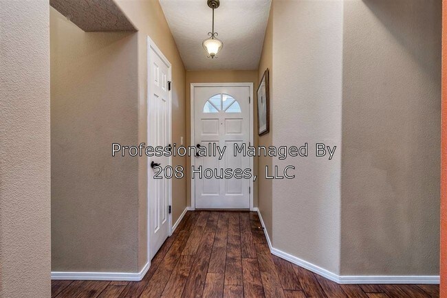Building Photo - 5564 S Indigo Pl