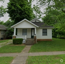 Building Photo - 711 E Normal St