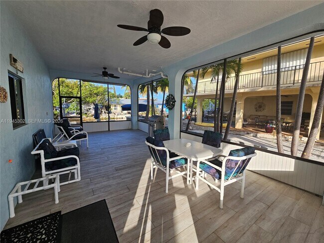 Foto del edificio - 112 Zane Gray Creek Dr