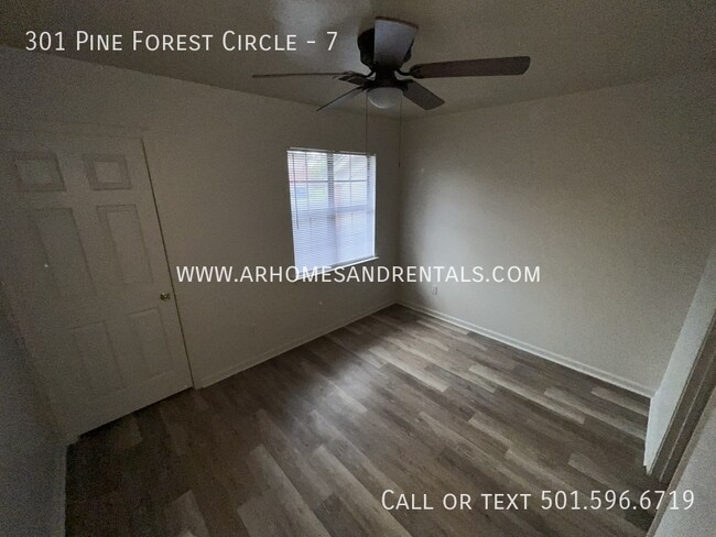 Building Photo - 301 Pine Forest Cir - 7 | $925| 2 beds, 1....