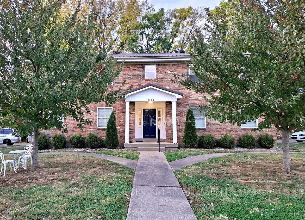 Photo - 3206 Orchard Manor Cir