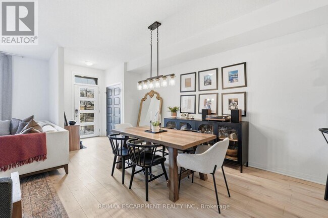 Photo du bâtiment - 12 Blanshard St