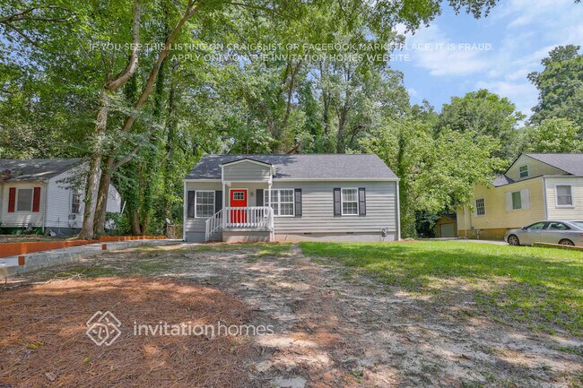 Foto del edificio - 411 Forrest Ridge Dr NW