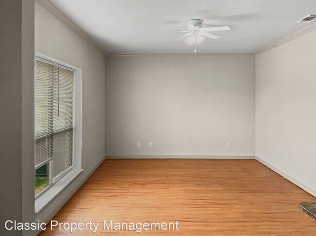 Building Photo - 4 br, 2.5 bath House - 2320 Homewood Lane