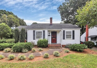 Building Photo - 1025 Druid Cir