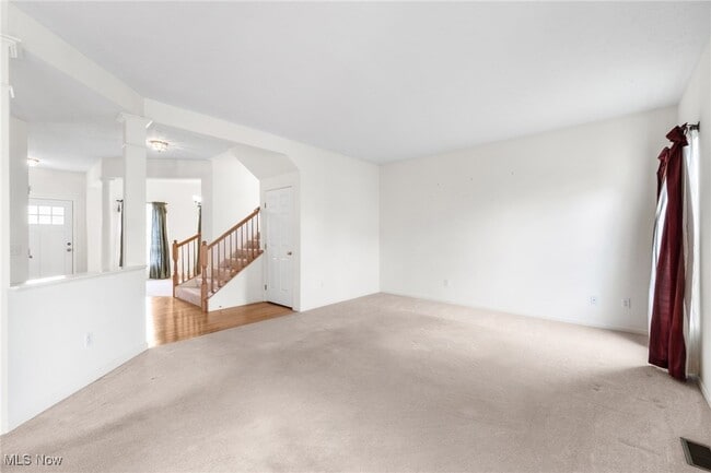 Building Photo - 126 Granite Ct