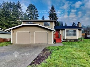 Building Photo - 605 187th St E