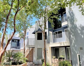 Building Photo - 3633 N 3rd Ave
