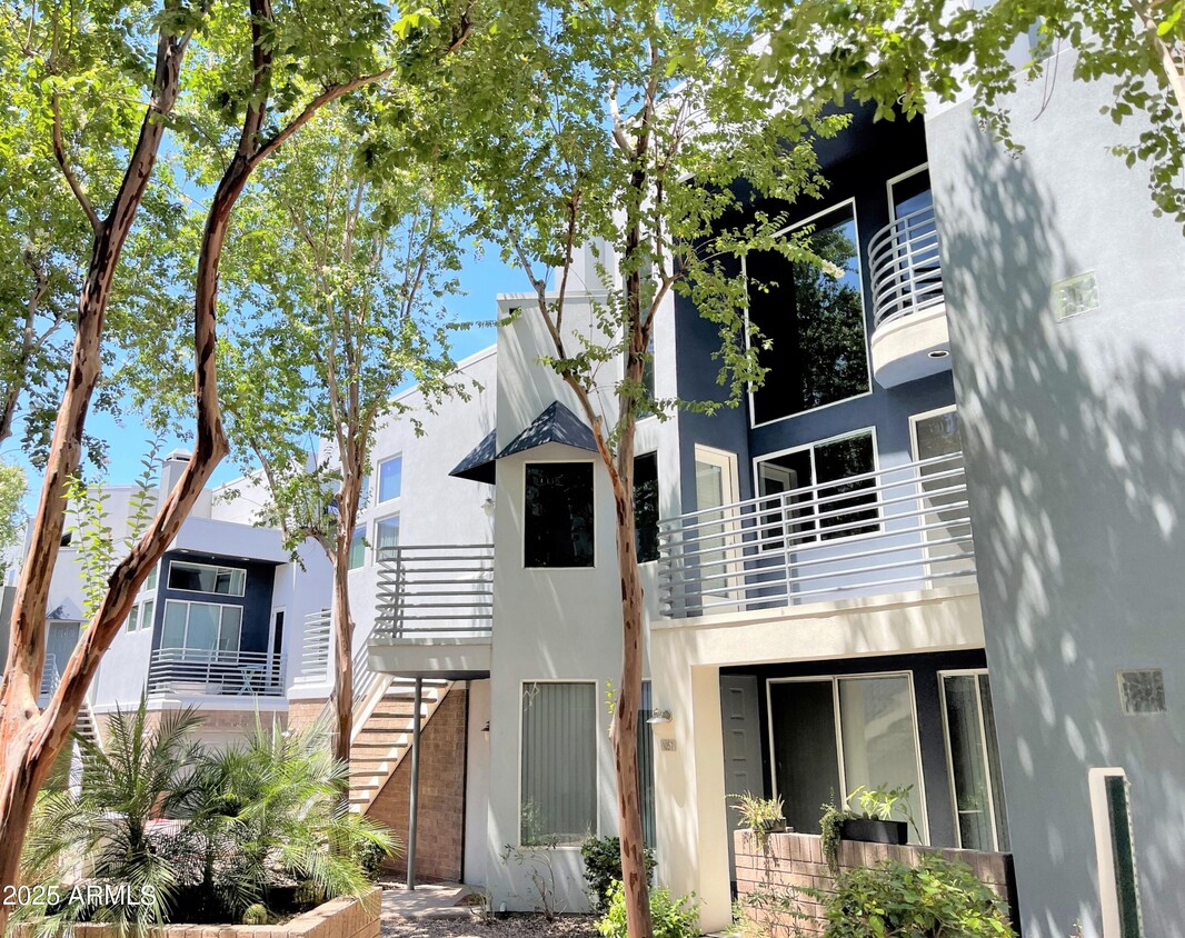 Foto principal - 3633 N 3rd Ave