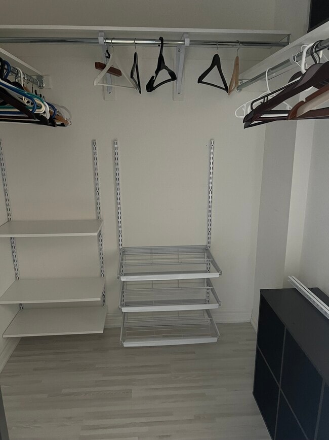 Building Photo - 22 Forest Heights Cres