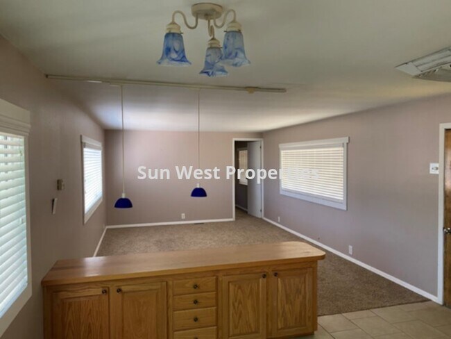 Building Photo - Small Storage Included!