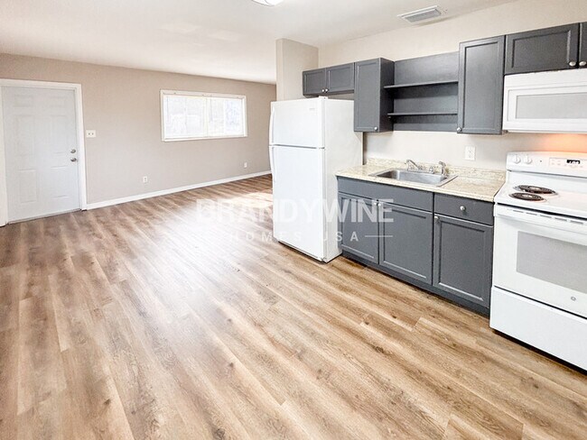 Foto del edificio - 2002 Fairbanks St