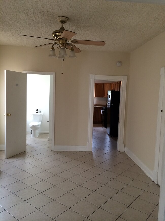 Dining room - 707 Glenwood Ave