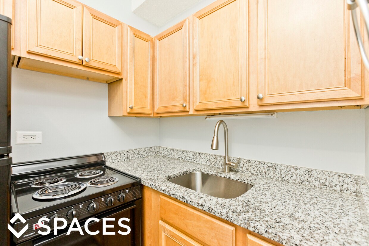 Foto principal - 4520 N Clarendon Ave