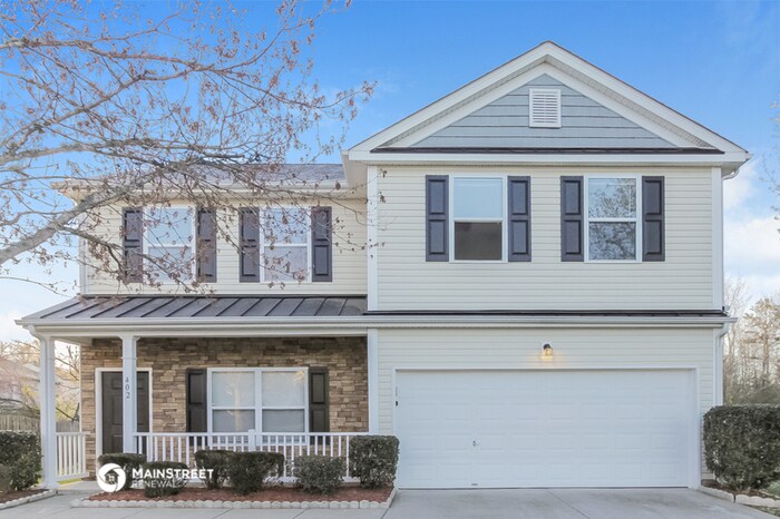 Primary Photo - 402 Galesburg Dr