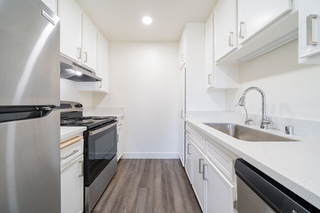 Foto del edificio - 1440 Oak Dr