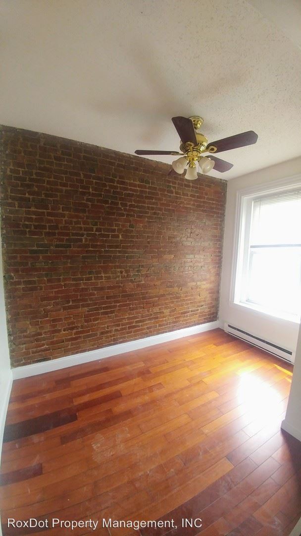 Foto del edificio - 320 Warren St