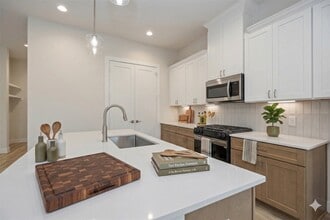 Building Photo - 6108 De Campo St