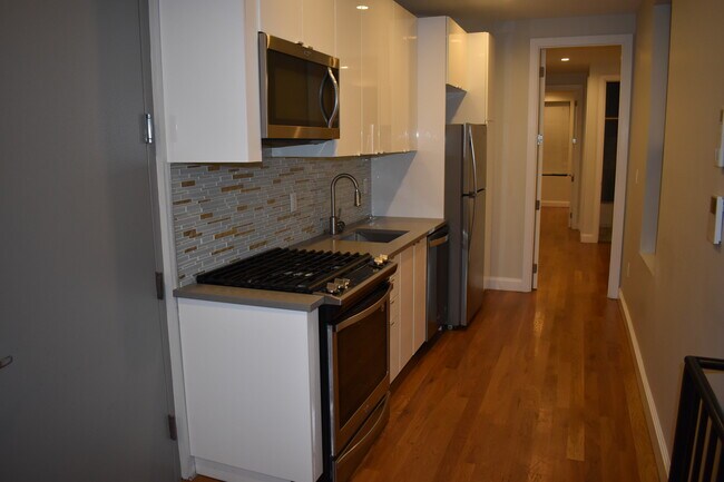 Foto del edificio - 3060 44th St