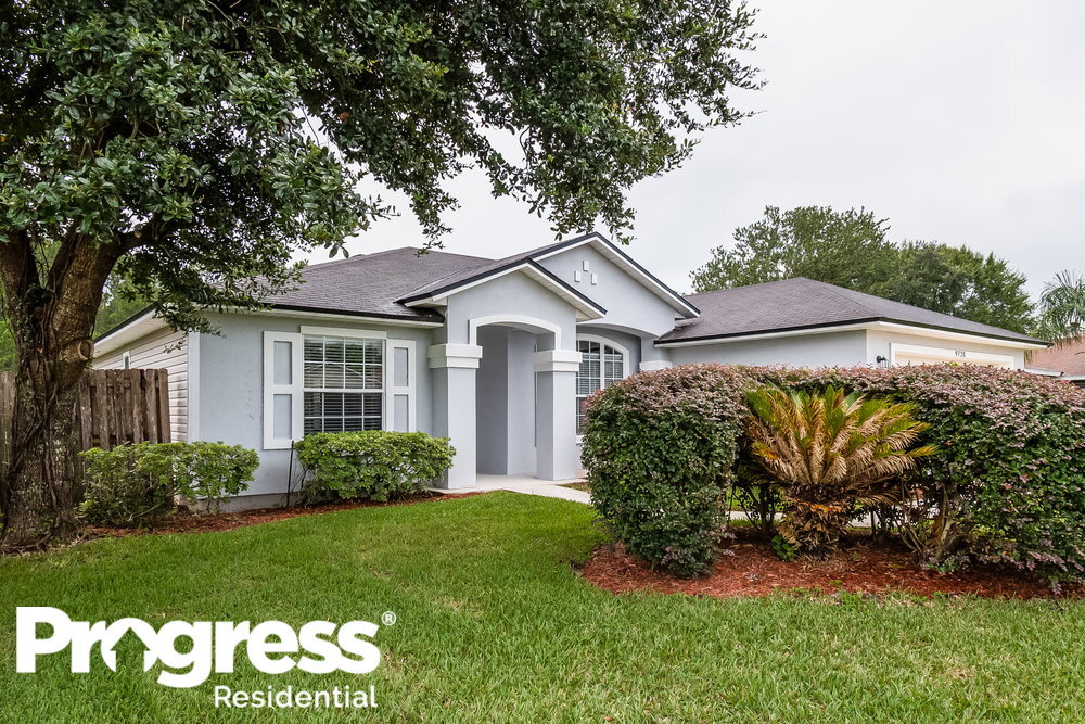 Primary Photo - 9720 Cedar Ridge Dr W