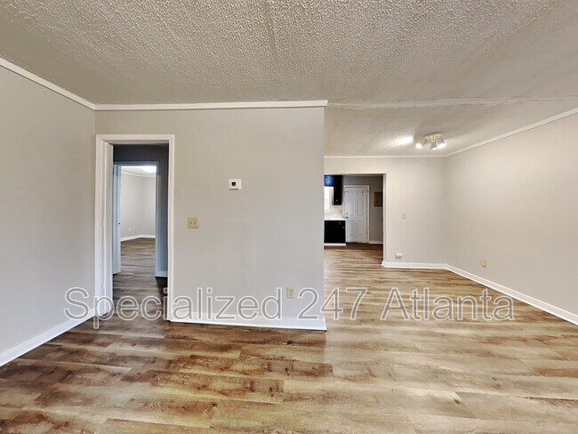 Foto del edificio - 7 Grassdale Rd