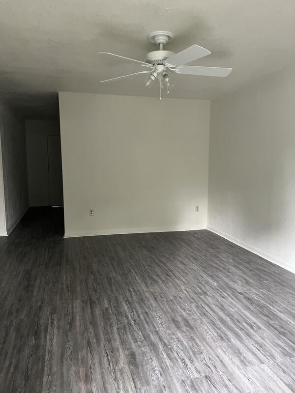 Foto del edificio - 220 Hickory St