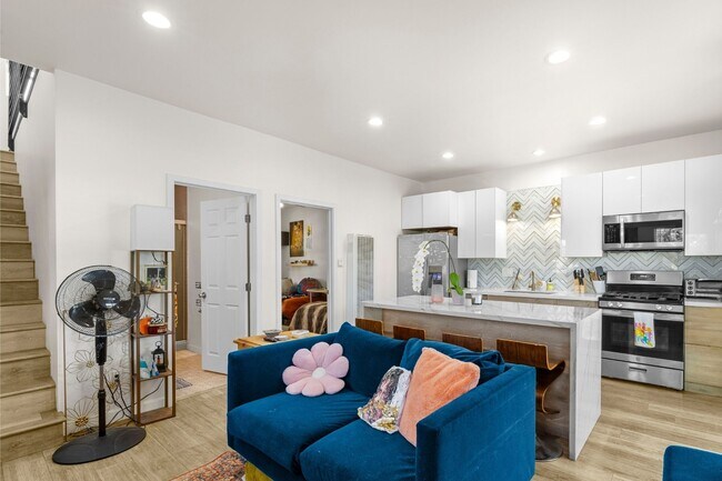 Foto del edificio - 5010 Gary St