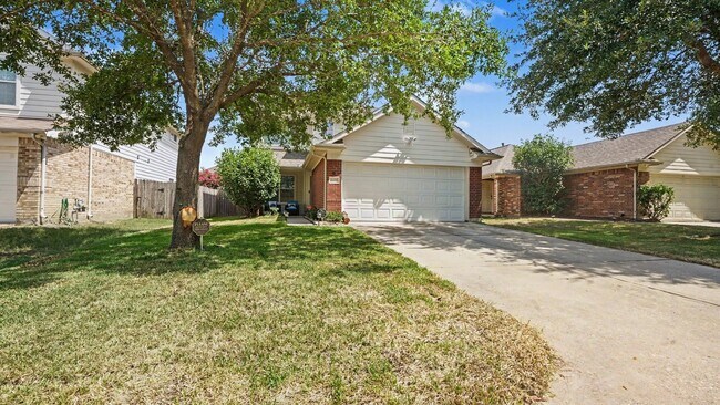 Building Photo - 9039 Serena Ln