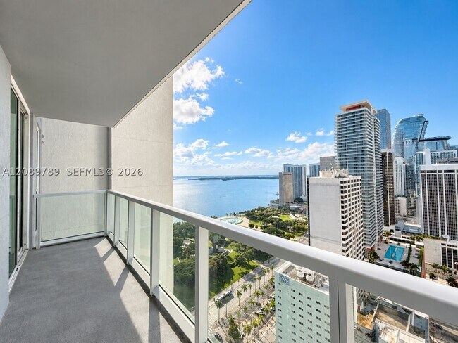 Foto del edificio - 244 Biscayne Blvd