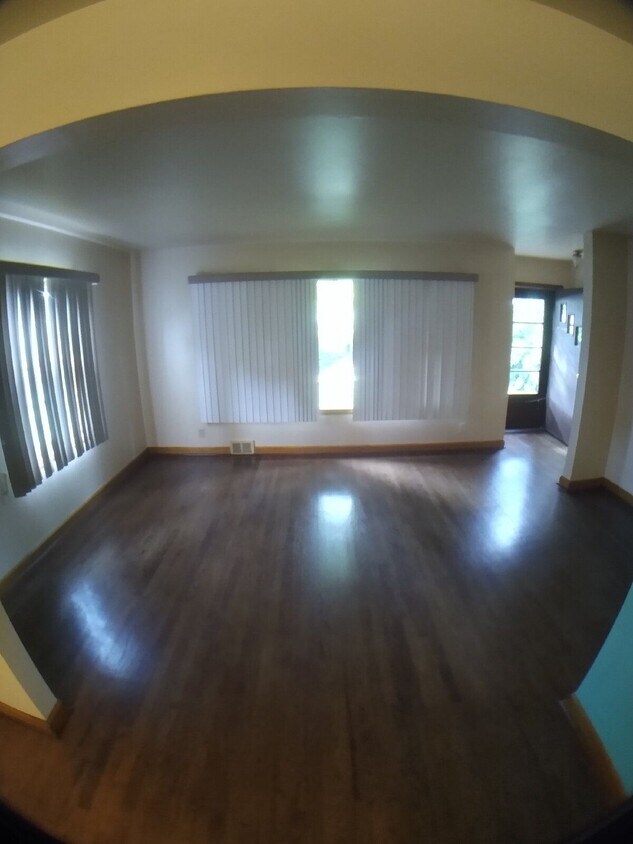 Foto principal - 326 N 68th St