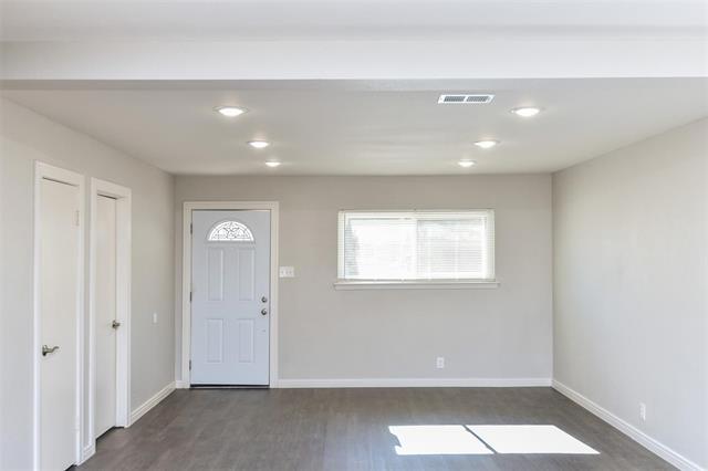 Building Photo - 2709 Buena Vista Dr