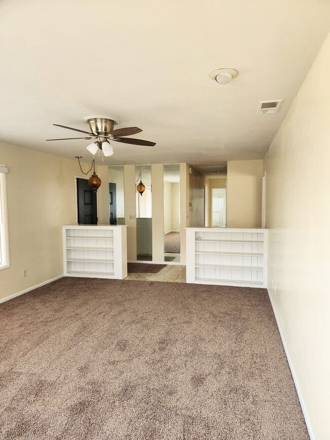 Foto del edificio - Unique Home in the Sky Harbor area!