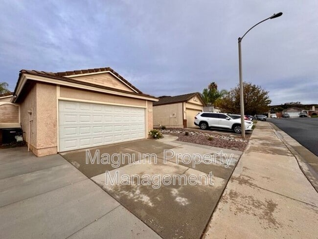 Foto del edificio - 27776 Spring Meadow Ct