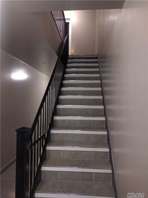 Interior Photo - 3018 23rd St